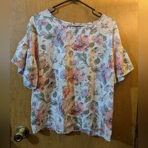 Shein Flower Short Sleeve Top